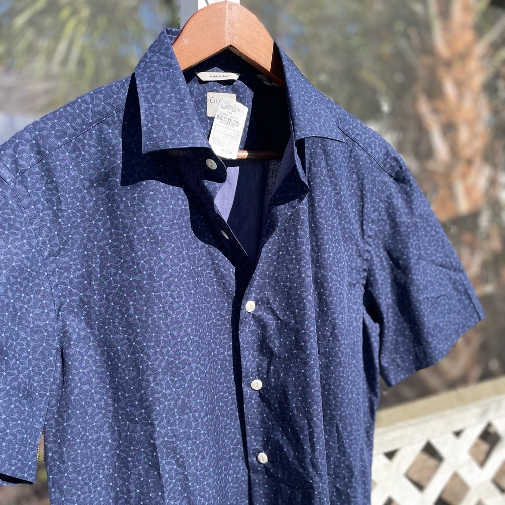 Neiman Marcus Piece
Large Bluepat shirt